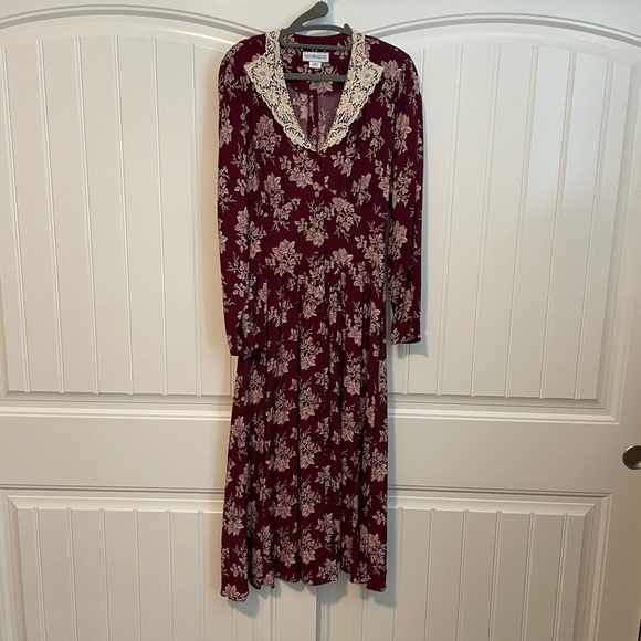 Vintage Dresses & Skirts - Vintage Westminster Lace burgundy floral prairie style dress size 6